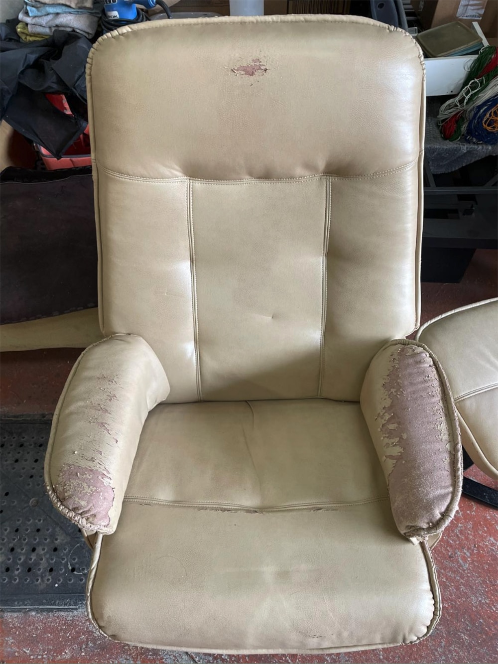 Avant cuir abimer Avant cuir abimer
